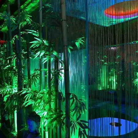 Lägenhet Azura Park Tourism Complex
