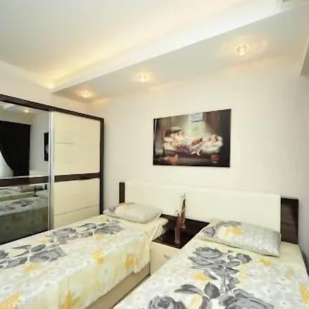 Azura Park Tourism Complex Апартаменты