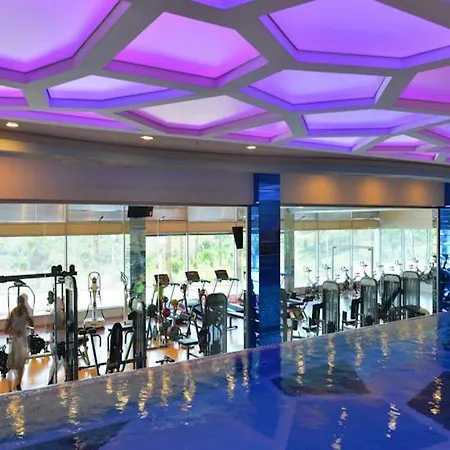 Azura Park Tourism Complex Апартаменты
